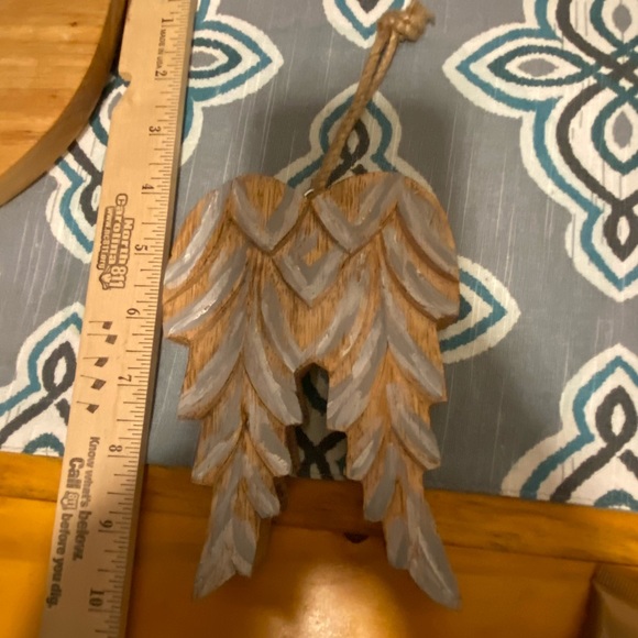 Solid wood angel wings - Picture 2 of 4